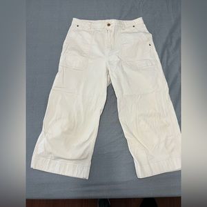 Duluth capri cargo pants